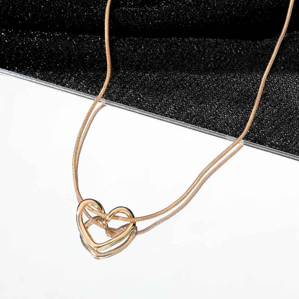 Niche Hollow Heart Necklace For Women